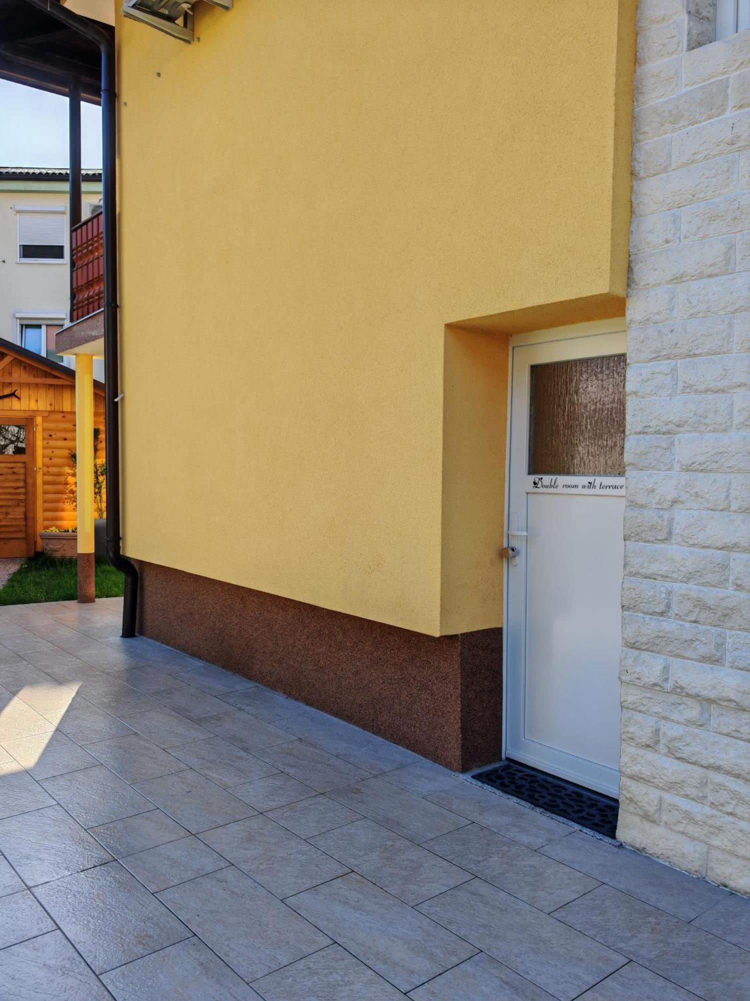 Apartment And Room Anica Tolmin Exterior photo