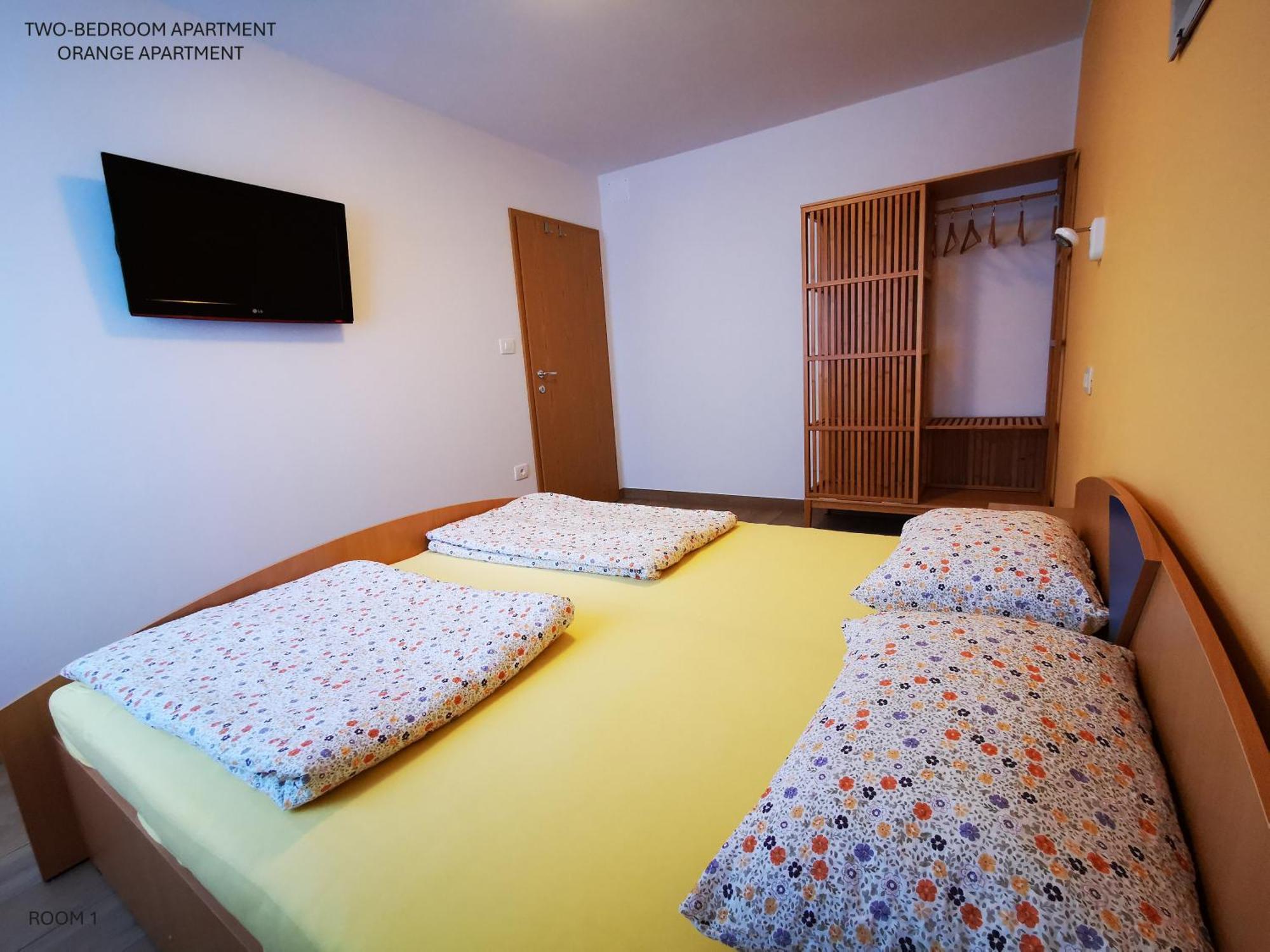 Apartment And Room Anica Tolmin Exterior photo